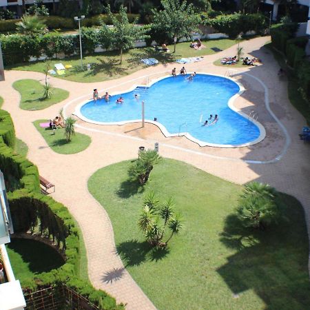 R. Marine II Apartment Roses Luaran gambar