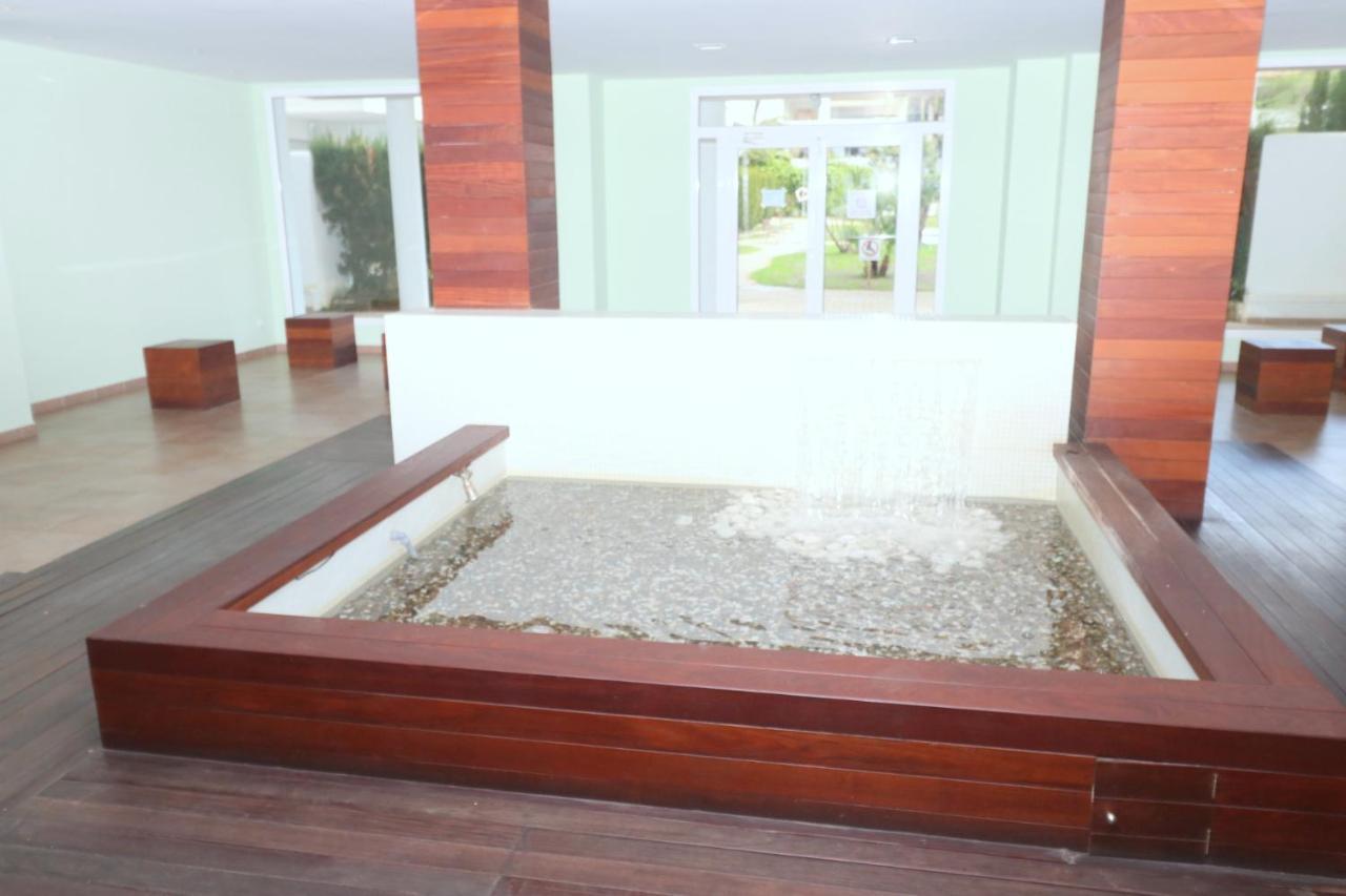 R. Marine II Apartment Roses Luaran gambar