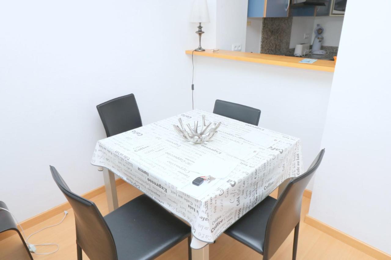 R. Marine II Apartment Roses Luaran gambar